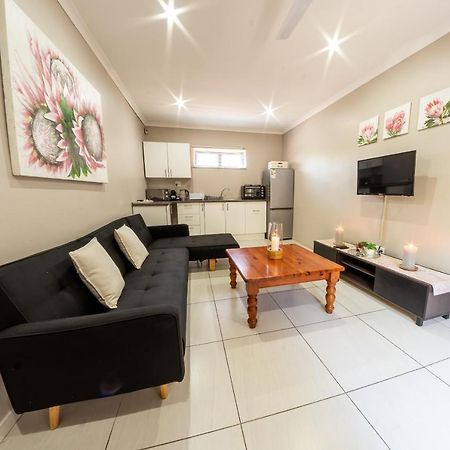 Faraway Lodge Westville Екстериор снимка