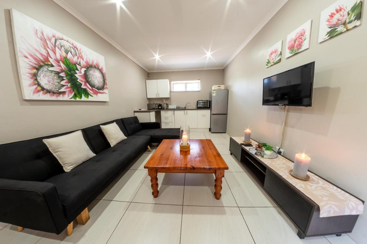 Faraway Lodge Westville Екстериор снимка