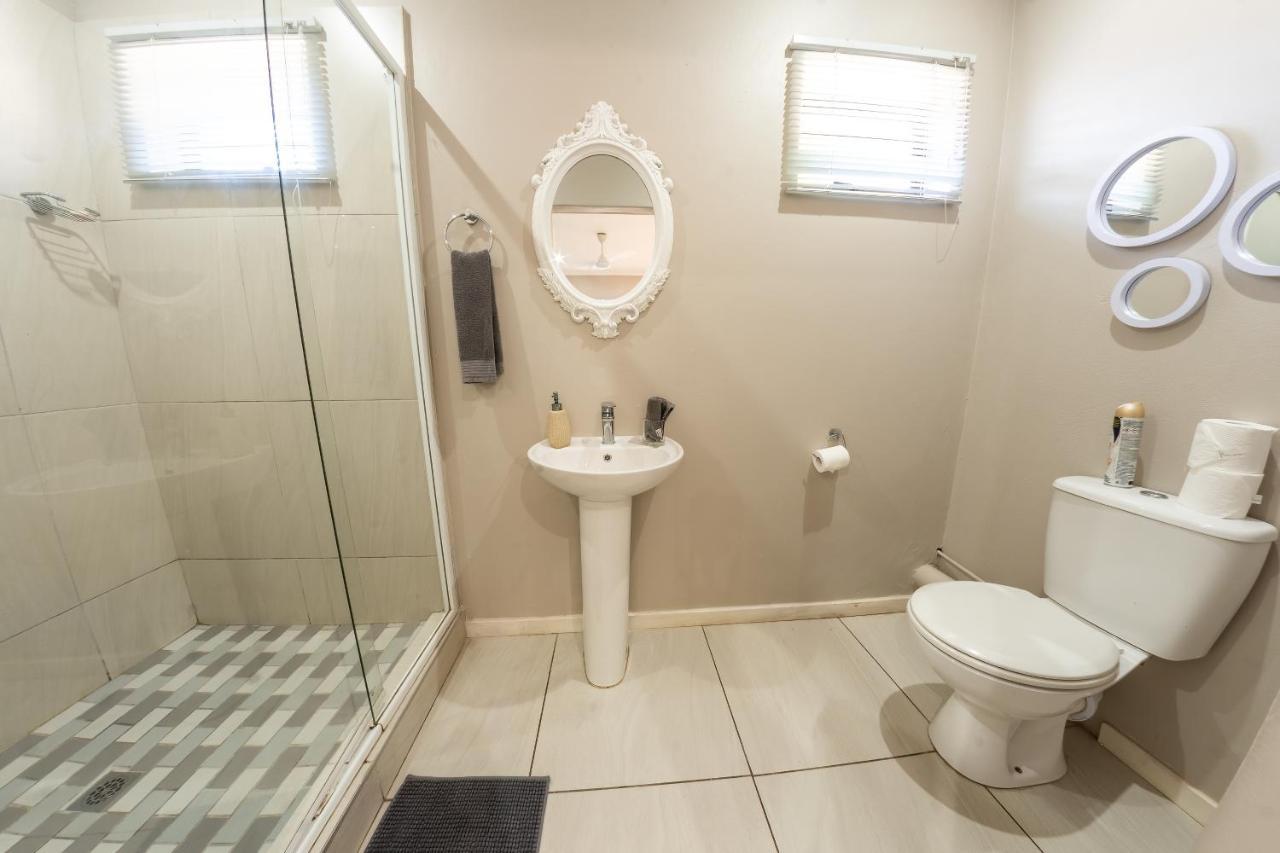 Faraway Lodge Westville Екстериор снимка